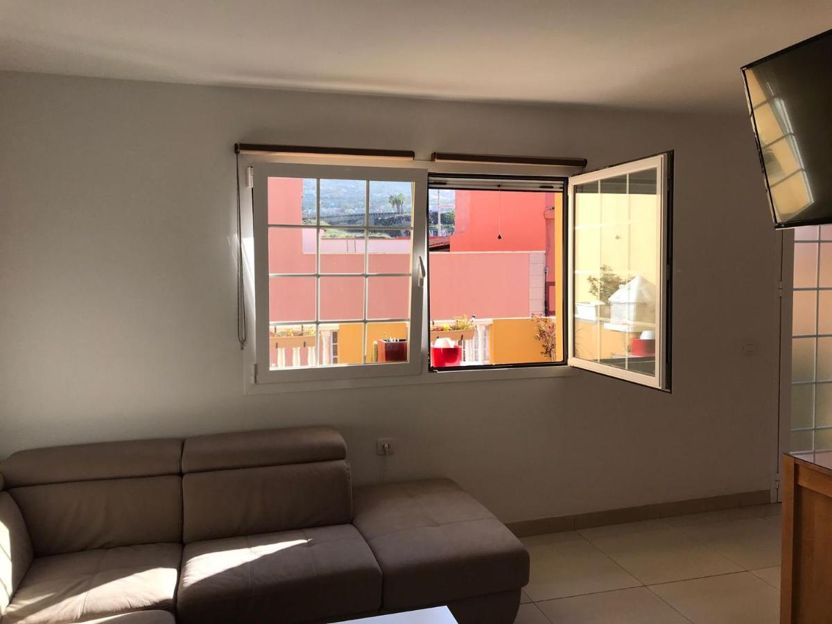 Grosse Terrasse. Modern. Office. Solarium Apartamento Los Realejos